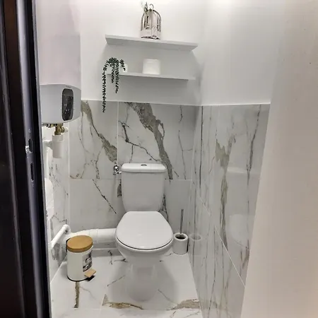 Apartment L'empire Bleu - Sejour A Deux Au Centre De - Elegant Avec Cuisine Equipee Et Atmosphere Cocooning *