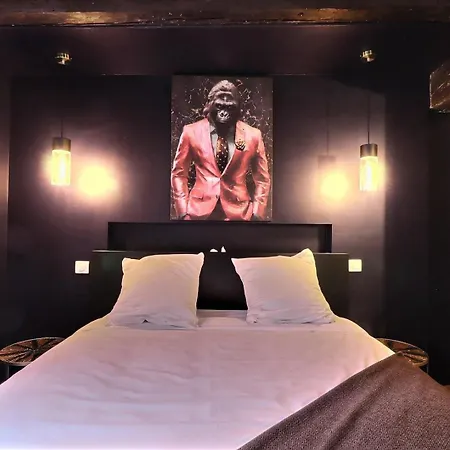 L'empire Bleu - Sejour A Deux Au Centre De - Elegant Avec Cuisine Equipee Et Atmosphere Cocooning