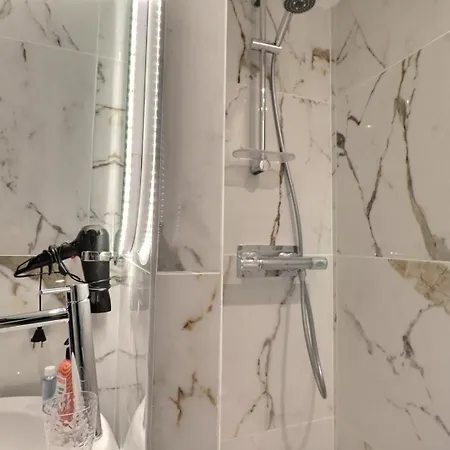 L'empire Bleu - Sejour A Deux Au Centre De - Elegant Avec Cuisine Equipee Et Atmosphere Cocooning Apartment *