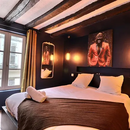 L'empire Bleu - Sejour A Deux Au Centre De - Elegant Avec Cuisine Equipee Et Atmosphere Cocooning Apartment