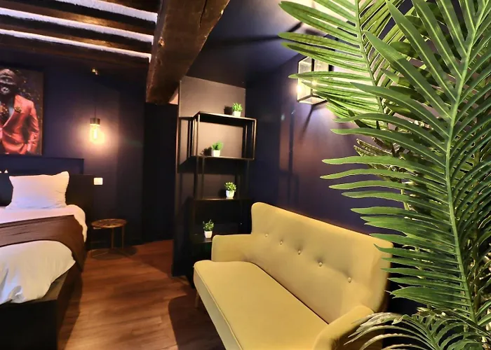 L'empire Bleu - Sejour A Deux Au Centre De - Elegant Avec Cuisine Equipee Et Atmosphere Cocooning Apartment *